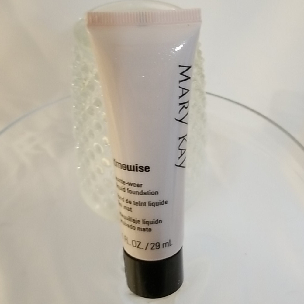 Mary Kay Timewise Matte-wear Foundation